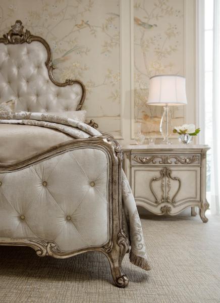 Platine de Royale-Champagne Bedroom Image 3
